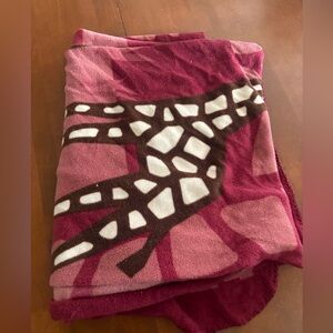 Amazon Kids Blanket with Giraffe Design - Pink and Brown